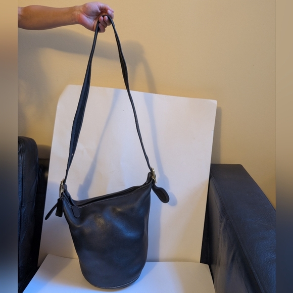 VINTAGE Coach HELEN Black Leather Bucket Shoulder Crossbody Bag K6M 9953 - Picture 6 of 16